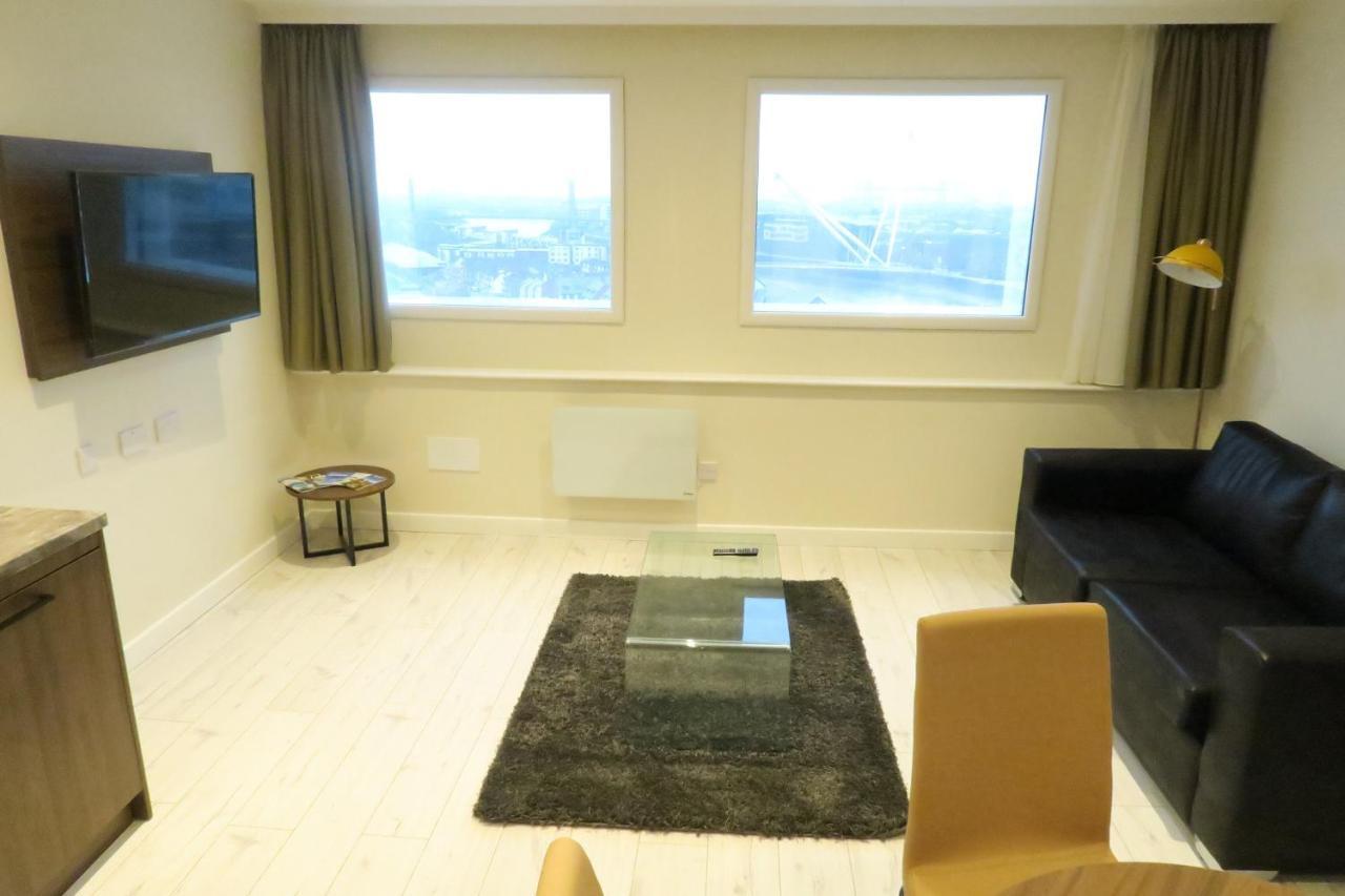Quay Apartments Clarence House 뉴포트 외부 사진