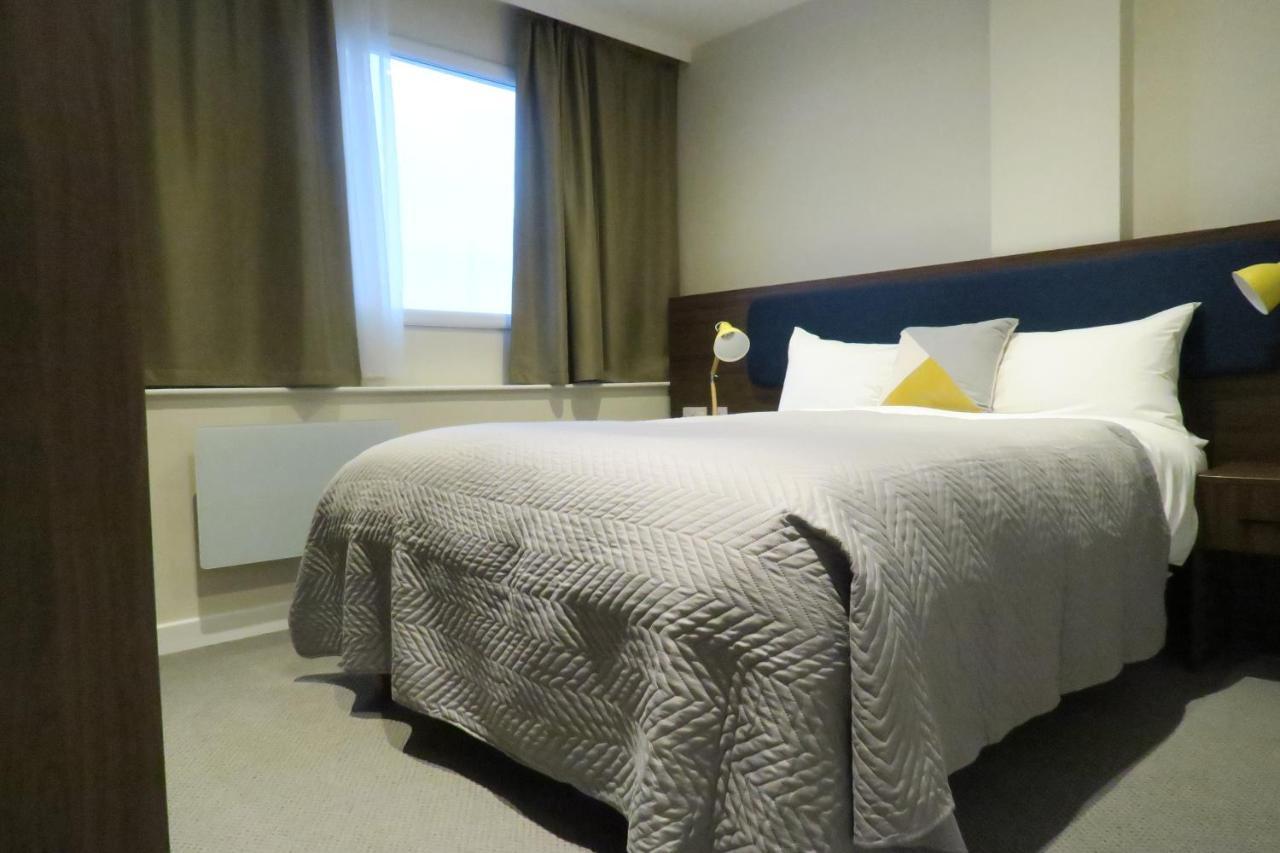Quay Apartments Clarence House 뉴포트 외부 사진