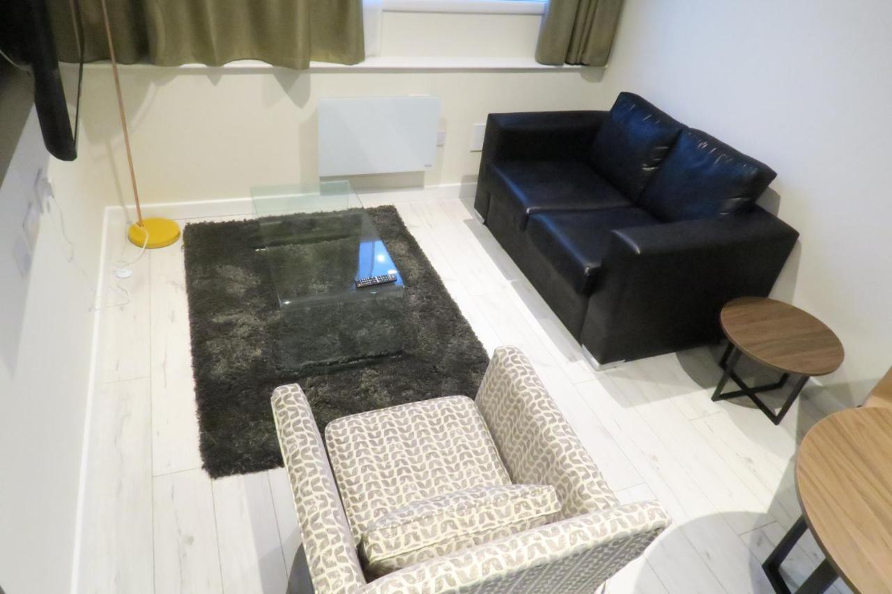 Quay Apartments Clarence House 뉴포트 외부 사진
